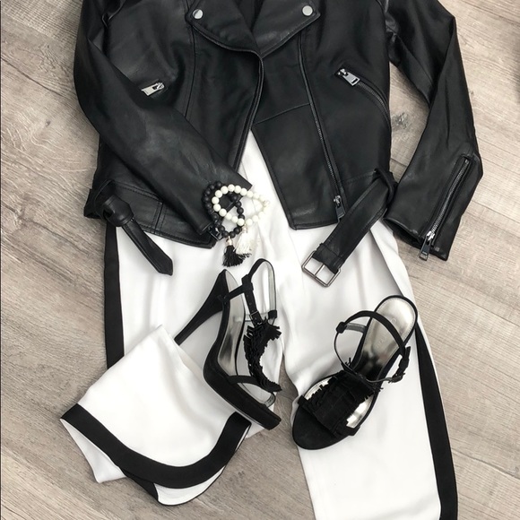 Calvin Klein black suede platform strapped sandals - Picture 3 of 8